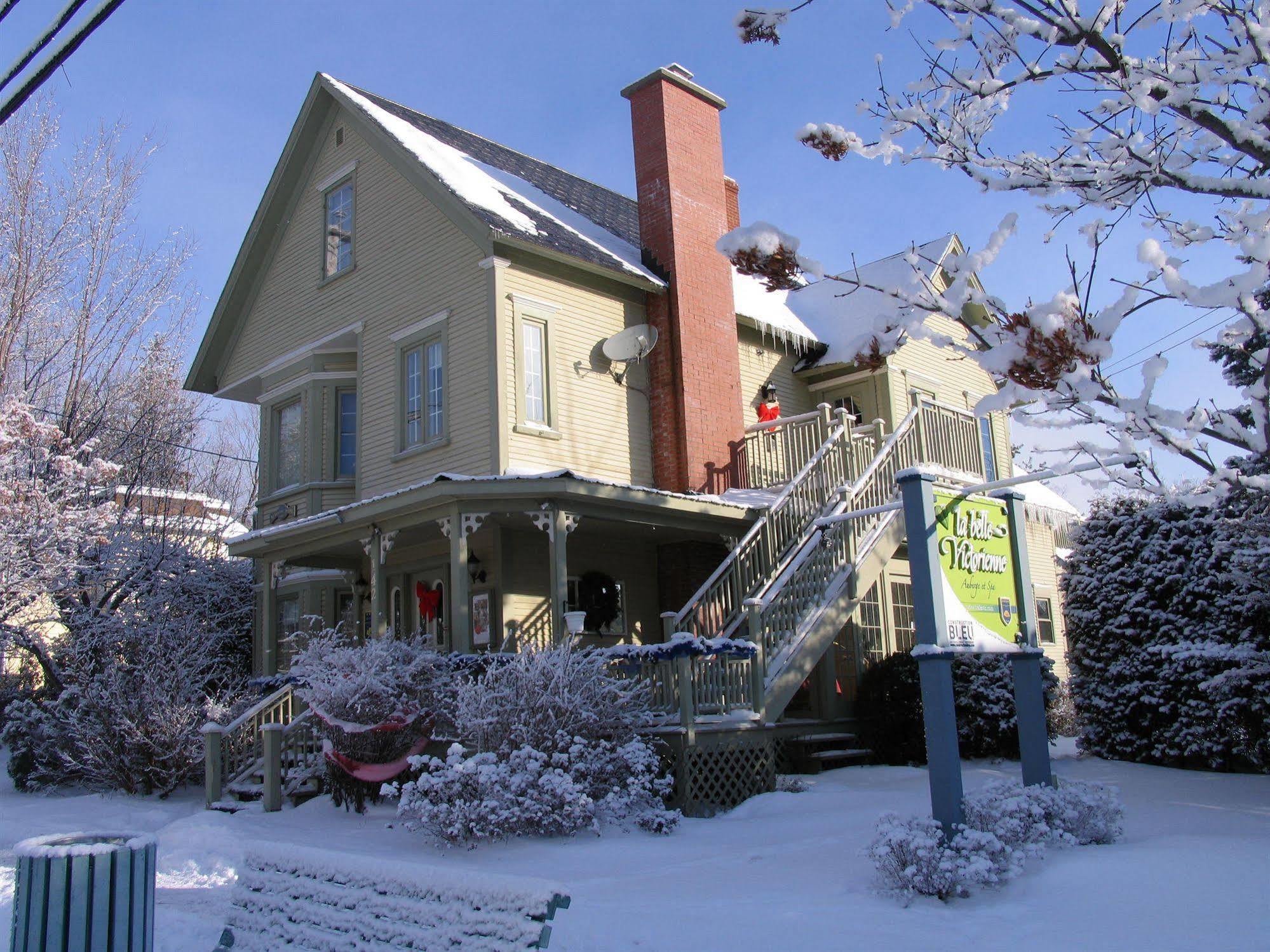 La Belle Victorienne Hotel Magog Екстериор снимка
