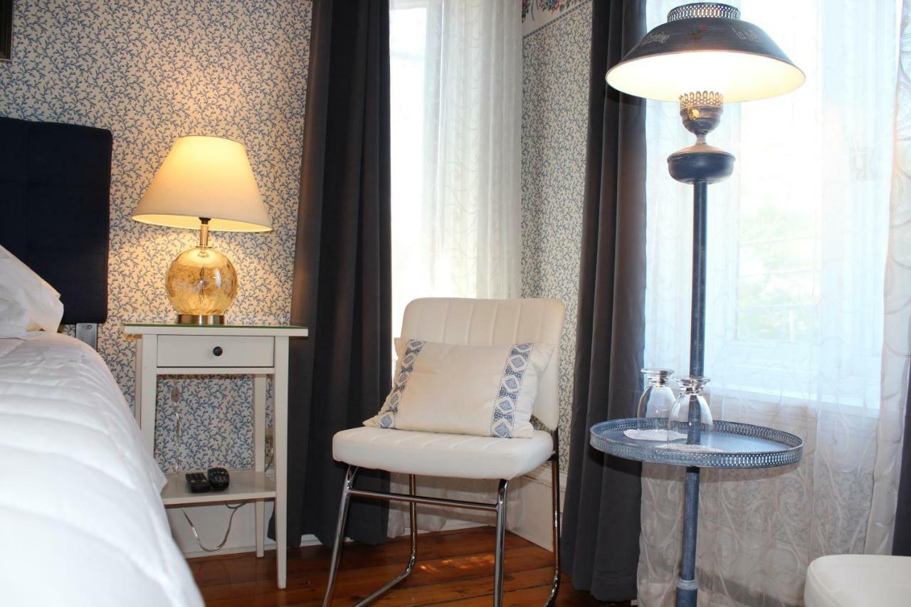 La Belle Victorienne Hotel Magog Екстериор снимка